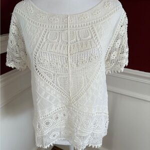 Elegant White Lace Women's Top